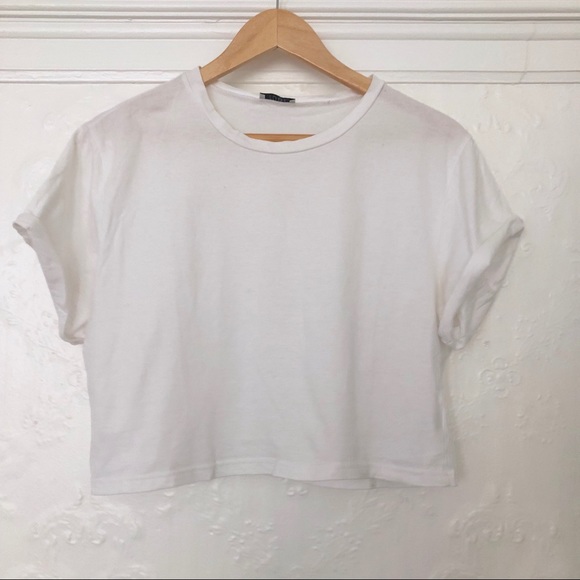 Tobi "Blank Slate" white crop tee rolled sleeves - Picture 2 of 5
